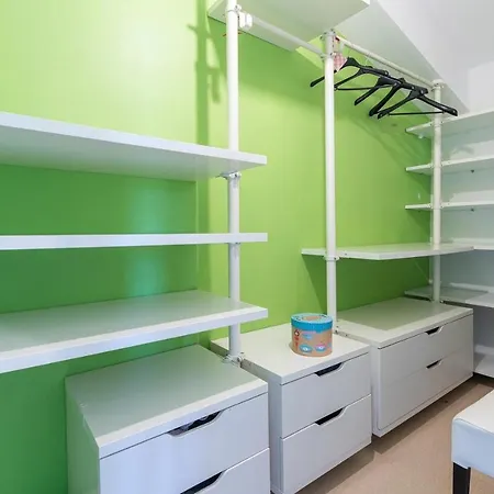 David With Balcony Dračevac