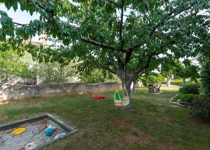 David With Balcony * Dracevac