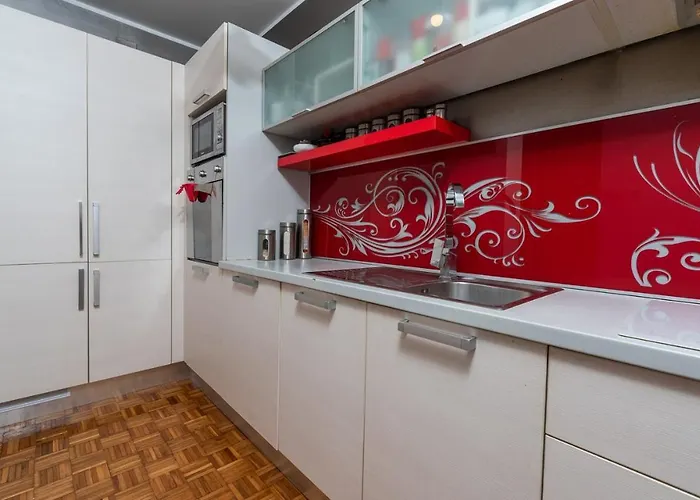 David With Balcony Apartman