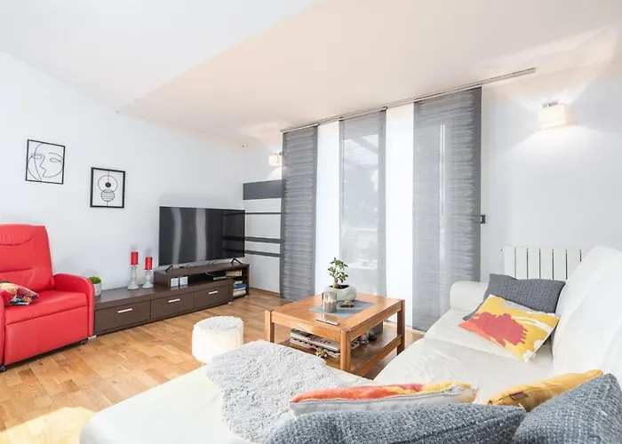 Apartman David With Balcony *