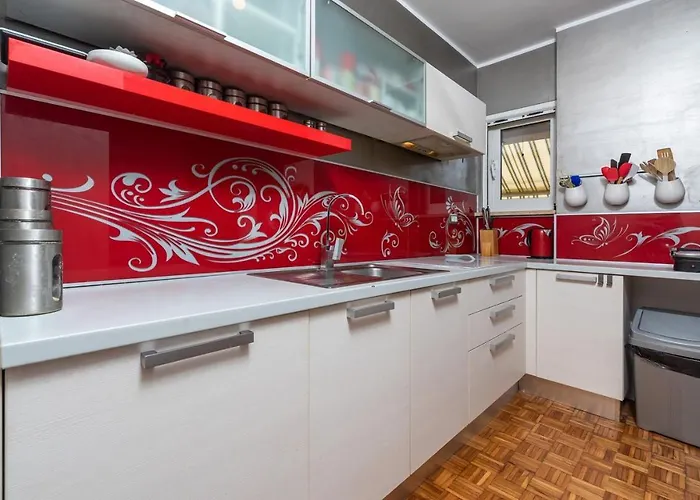 David With Balcony Apartman Dracevac